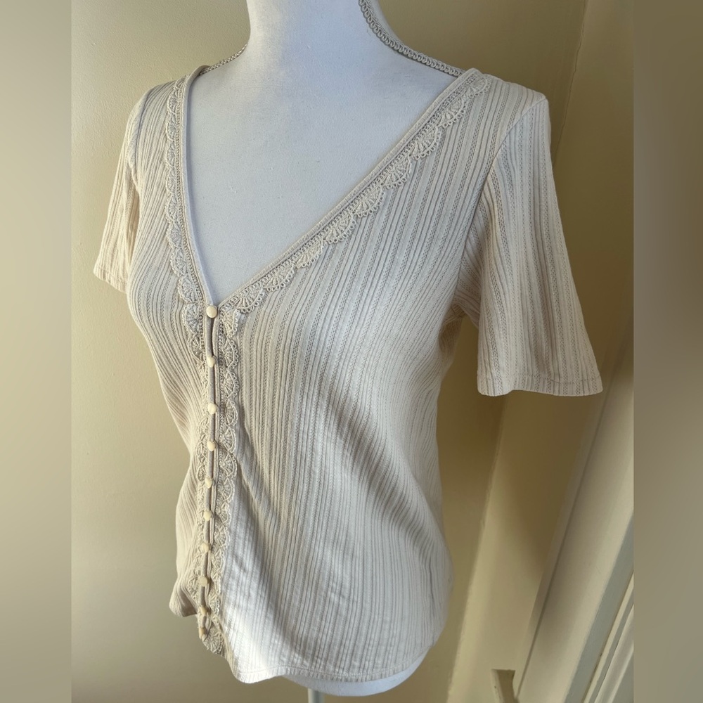 Sezane Maddie Beige Button Down T-shirt Size Small - Picture 4 of 11